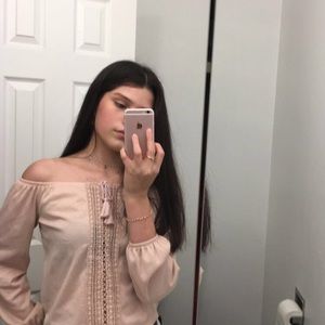 Meet your Posher, Itzel